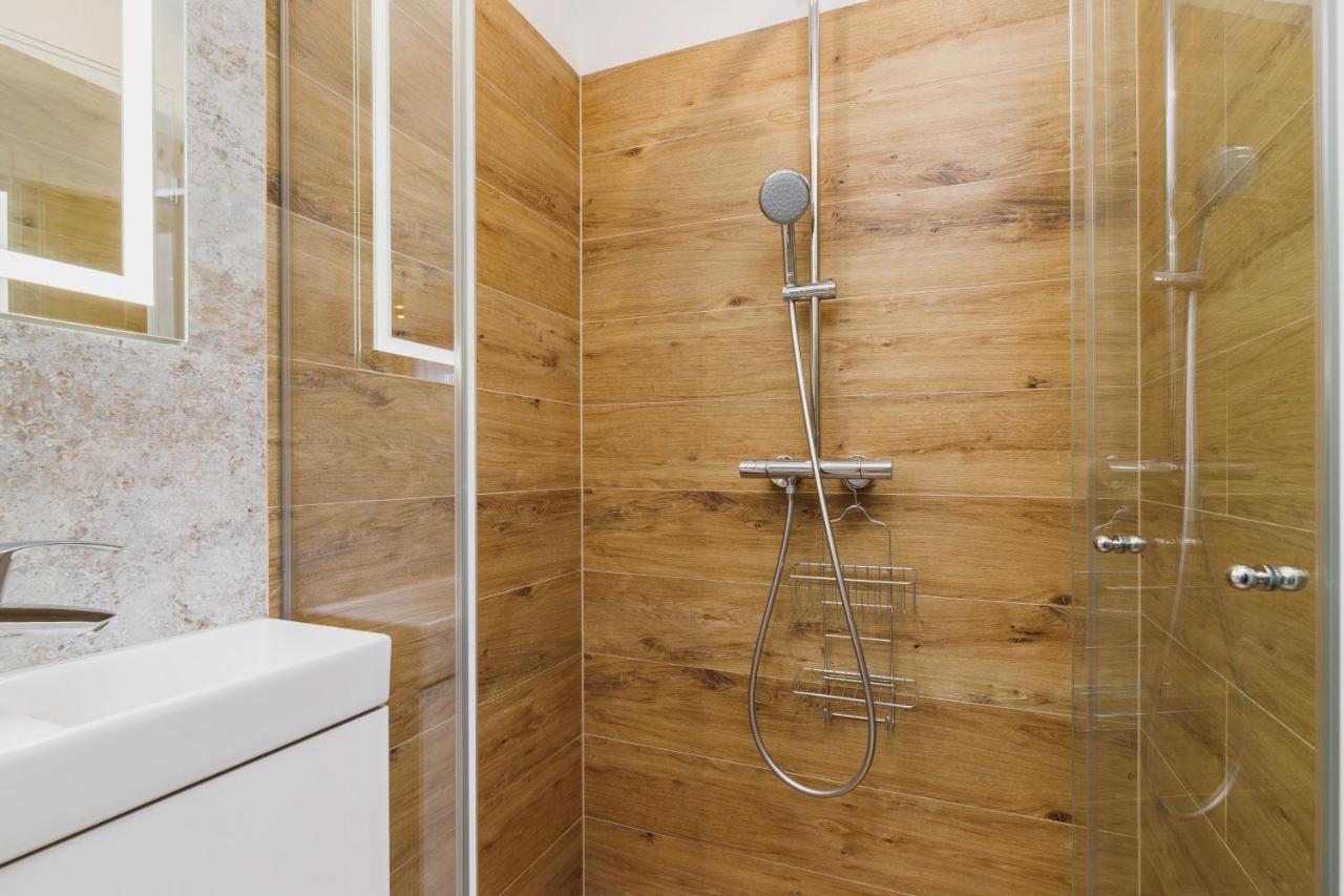 Studio Apartment Daszynskiego Cracow By Noclegi Renters Cracovia Esterno foto